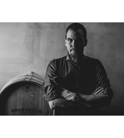 „Szabadon lehet értéket teremteni” – Interjú a Tokaj gin készítőjével