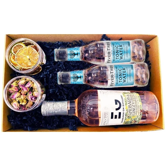 Edinburgh Gin Tonik szett Díszdobozban Ginfűszerrel