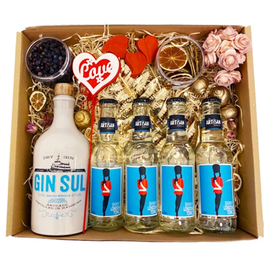 Exkluzív Nőnapi Ginsul Gin Tonik szett Dobozban