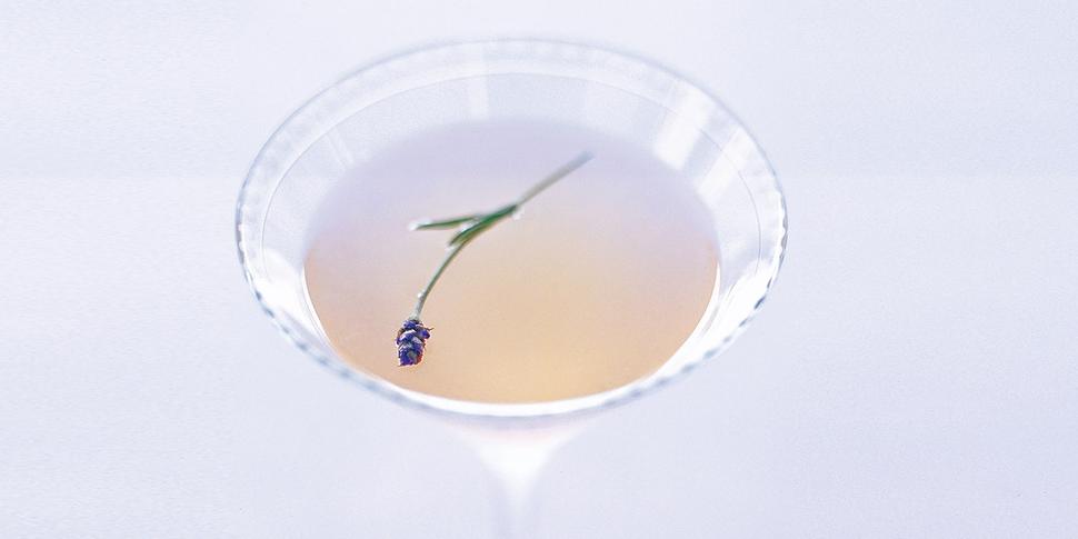 levendula_ajandek_koktel_gin_tonic